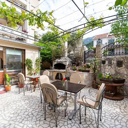 Saki Pensiune Budva